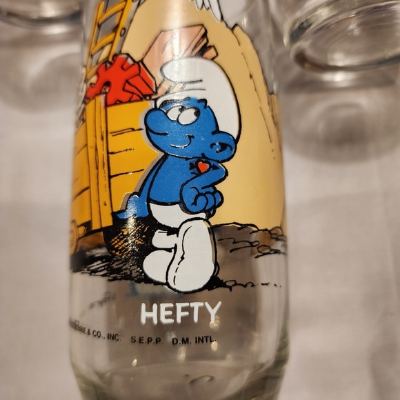 Vintage 1983 Smurf Glasses Set Of 4‎ Smurfette, Hefty, Baker, Handy, Harmony main image 4